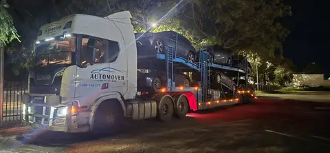 Auto Mover truck transport – Scania Car Carrier Loaded at Night