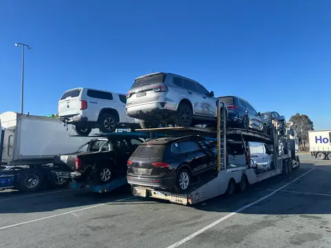 Auto Mover Multi-Vehicle Transport Operation in Progress