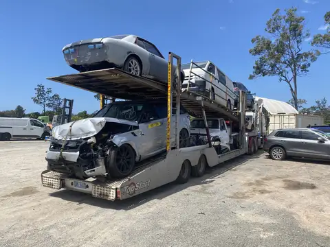 Auto Mover Car Carrier Loading Damaged Vehicle for Transport