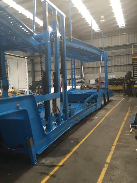 Auto Mover Car Carrier Trailer in Workshop Facility