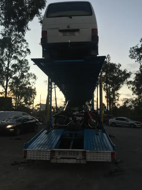 Auto Mover Double Deck Car Carrier with Multiple Vehicles