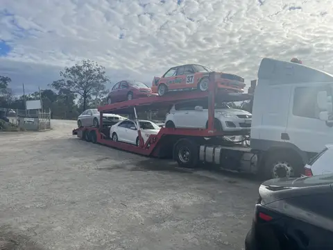 Auto Mover Multi-Car Carrier Transport Fleet