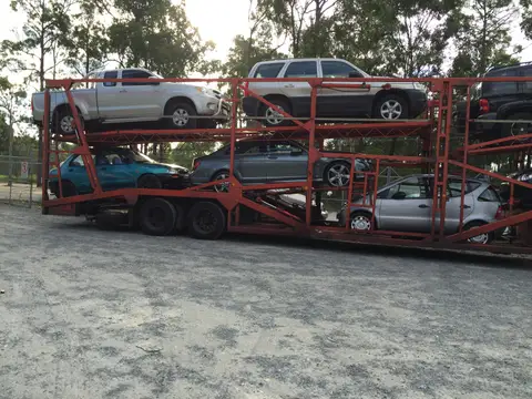 Auto Mover Multi-Level Car Carrier with Mixed Vehicle Load