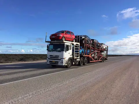 Auto Mover Multi-Vehicle Car Carrier in Transit