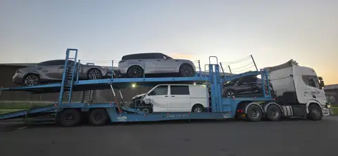 Auto Mover Multi-Vehicle Transport Fleet in Operation