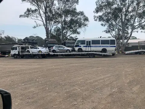 Auto Mover Multi-Vehicle Transport with School Bus