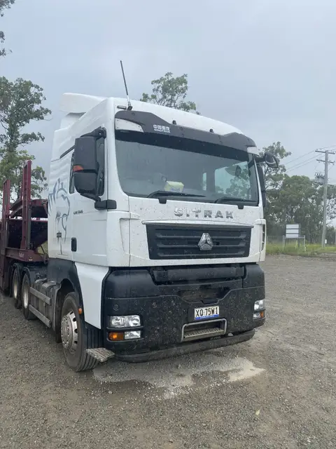 Auto Mover Sinotruk Prime Mover Ready for Transport