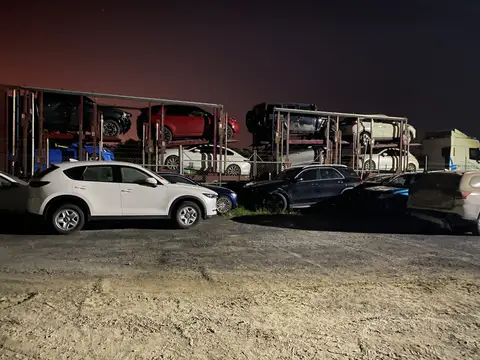 Auto Mover Vehicle Transport Fleet Loading Multiple Cars