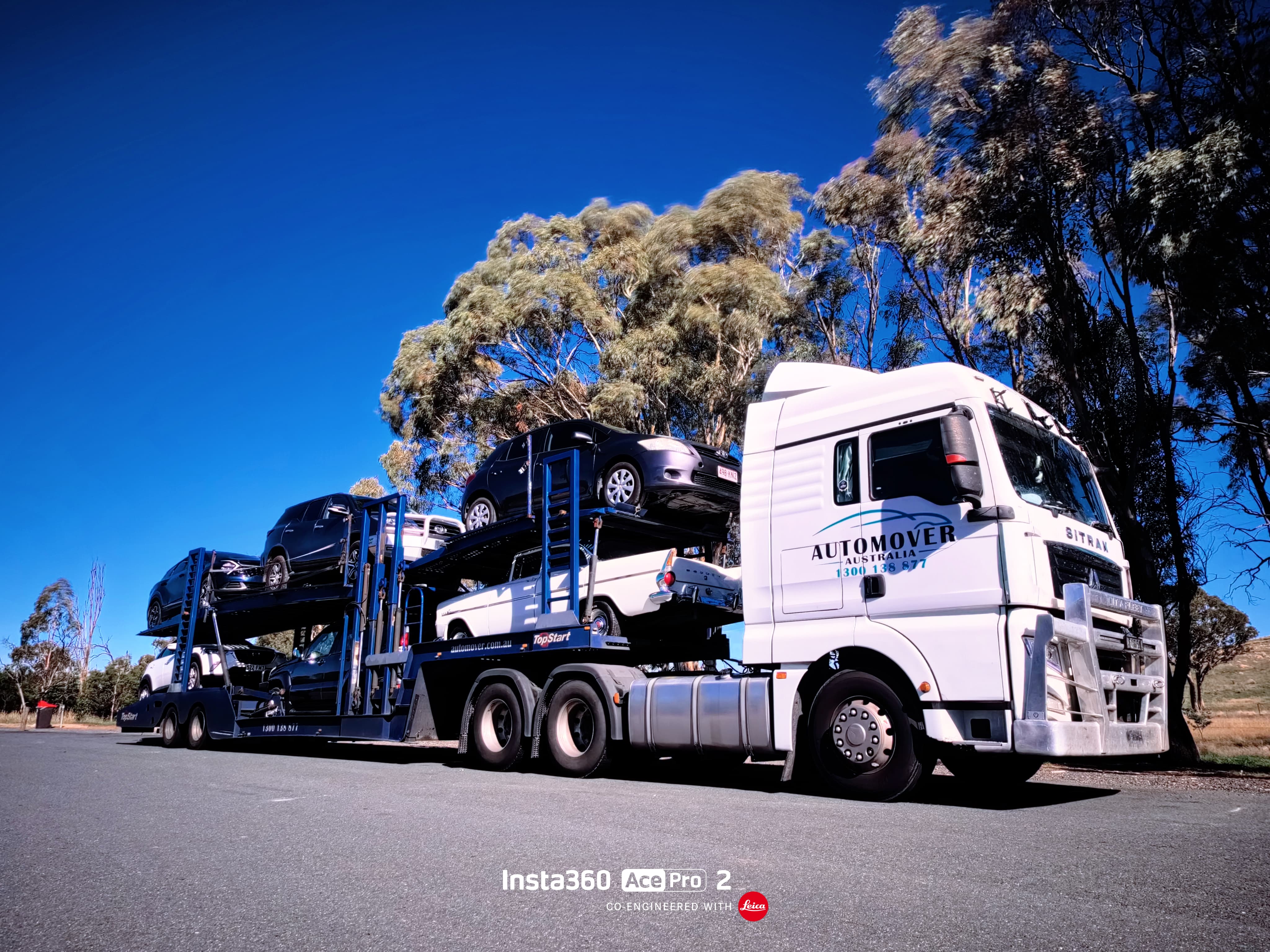 Auto Mover Car Carrier Loaded with Multiple Vehicles