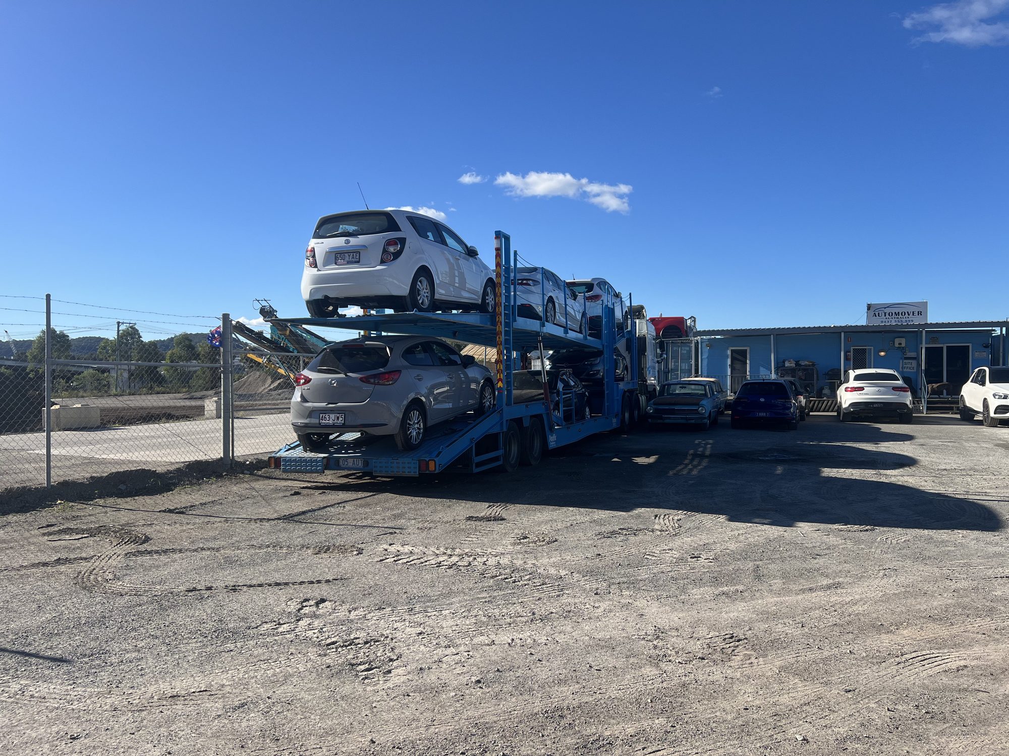 Auto Mover Car Carrier Loading Multiple Vehicles