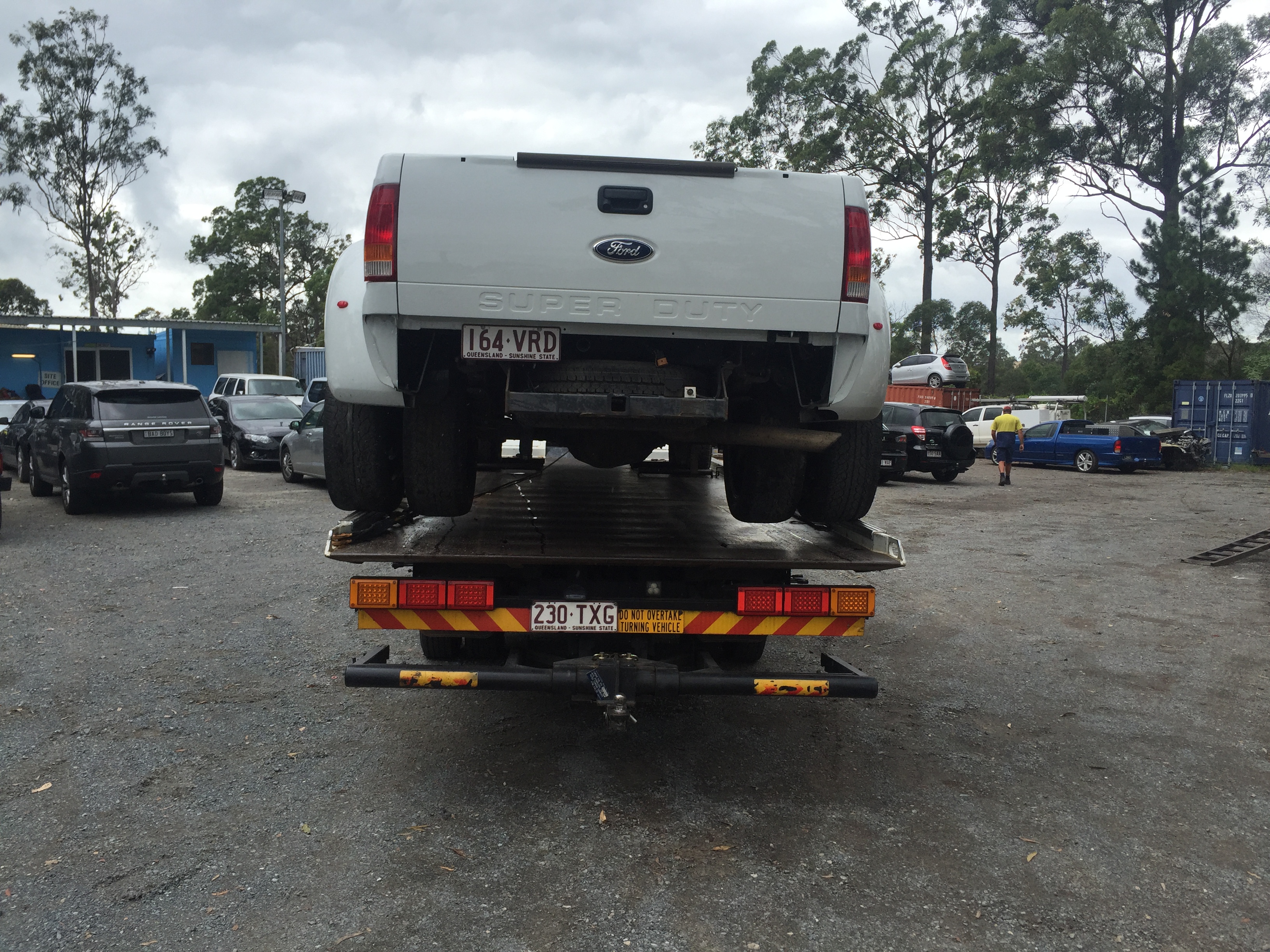 Auto Mover Ford Super Duty Truck Transport Service