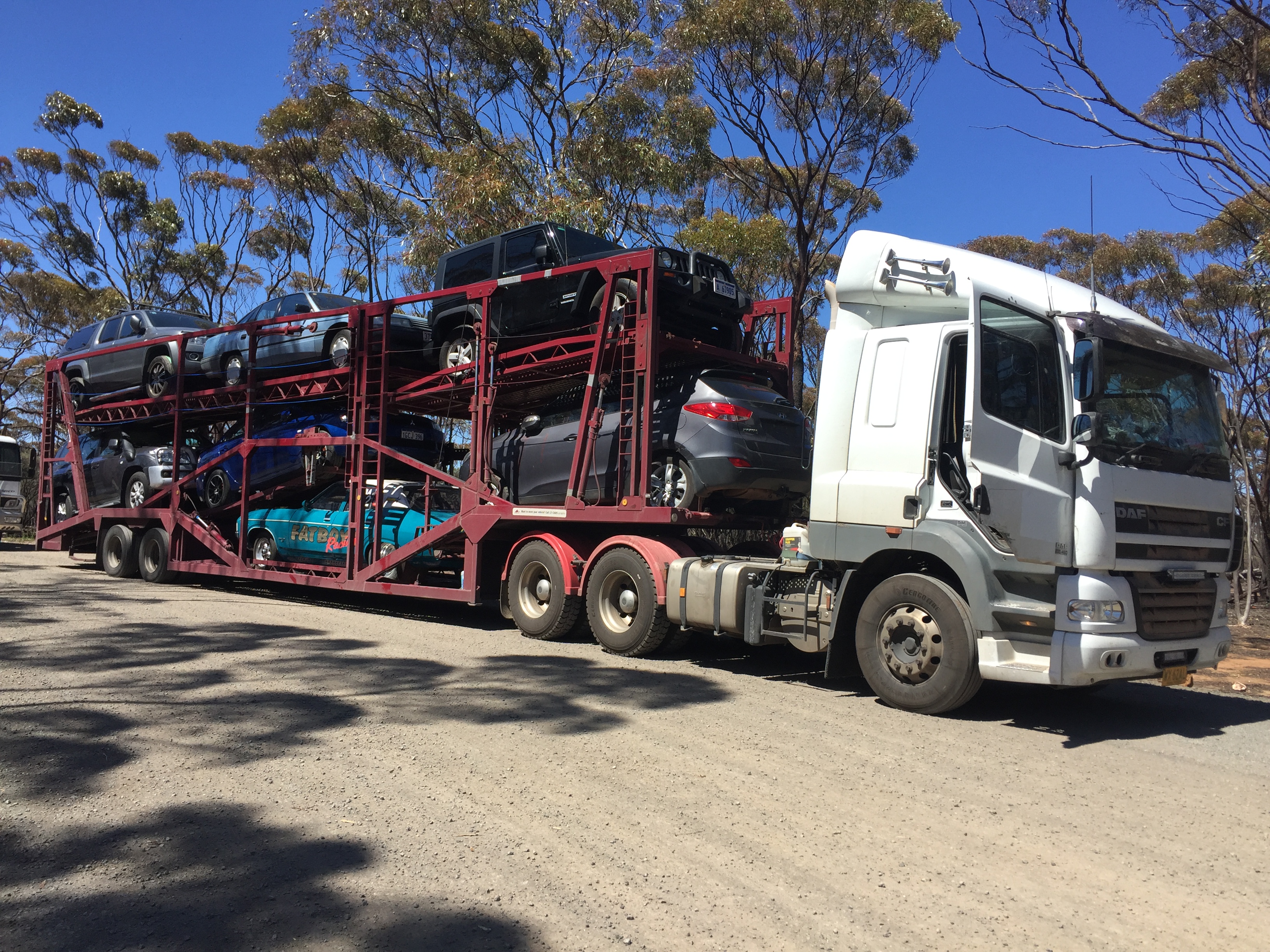 Auto Mover Multi-Level Car Carrier Loaded with Vehicles