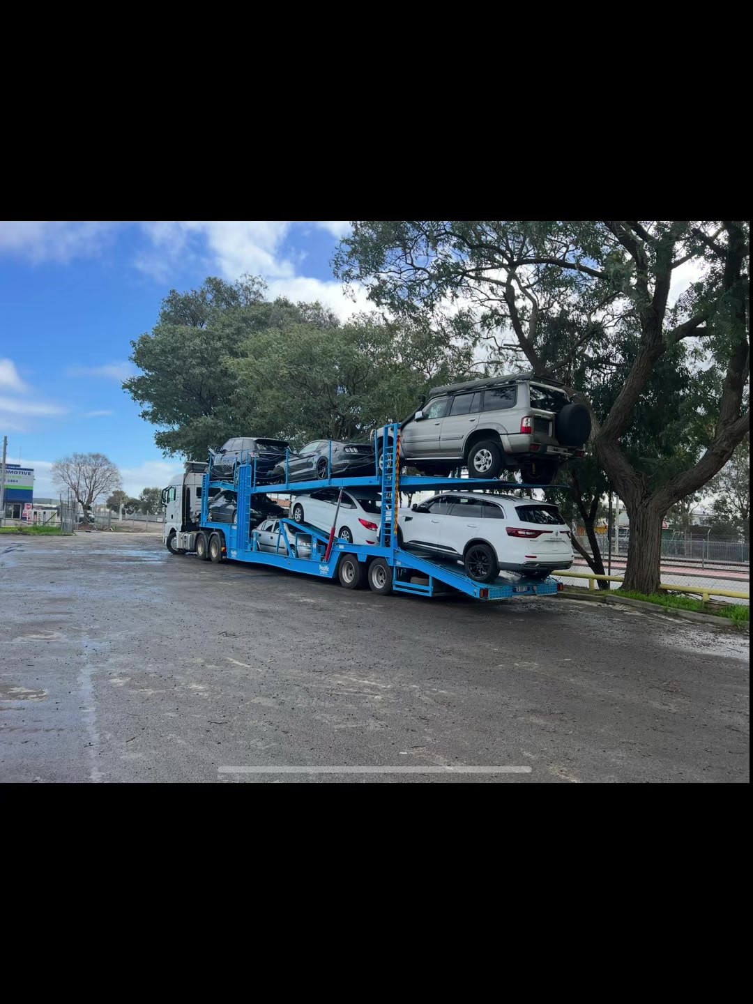 Auto Mover Multi-Vehicle Car Carrier Interstate Transport